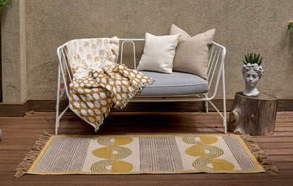 Menelaos Dandelion Rug